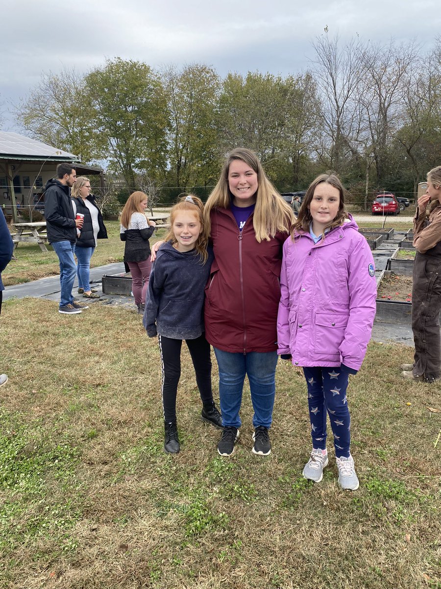 Kate Grier (@yearwithmsgrier) on Twitter photo So excited to be on the Green Team with two of my awesome students! #BelongGROWSoarTogether <a href="/OldHundredES/">Old Hundred Elementary School</a> So excited to be on the Green Team with two of my awesome students! #BelongGROWSoarTogether <a href="/OldHundredES/">Old Hundred Elementary School</a>