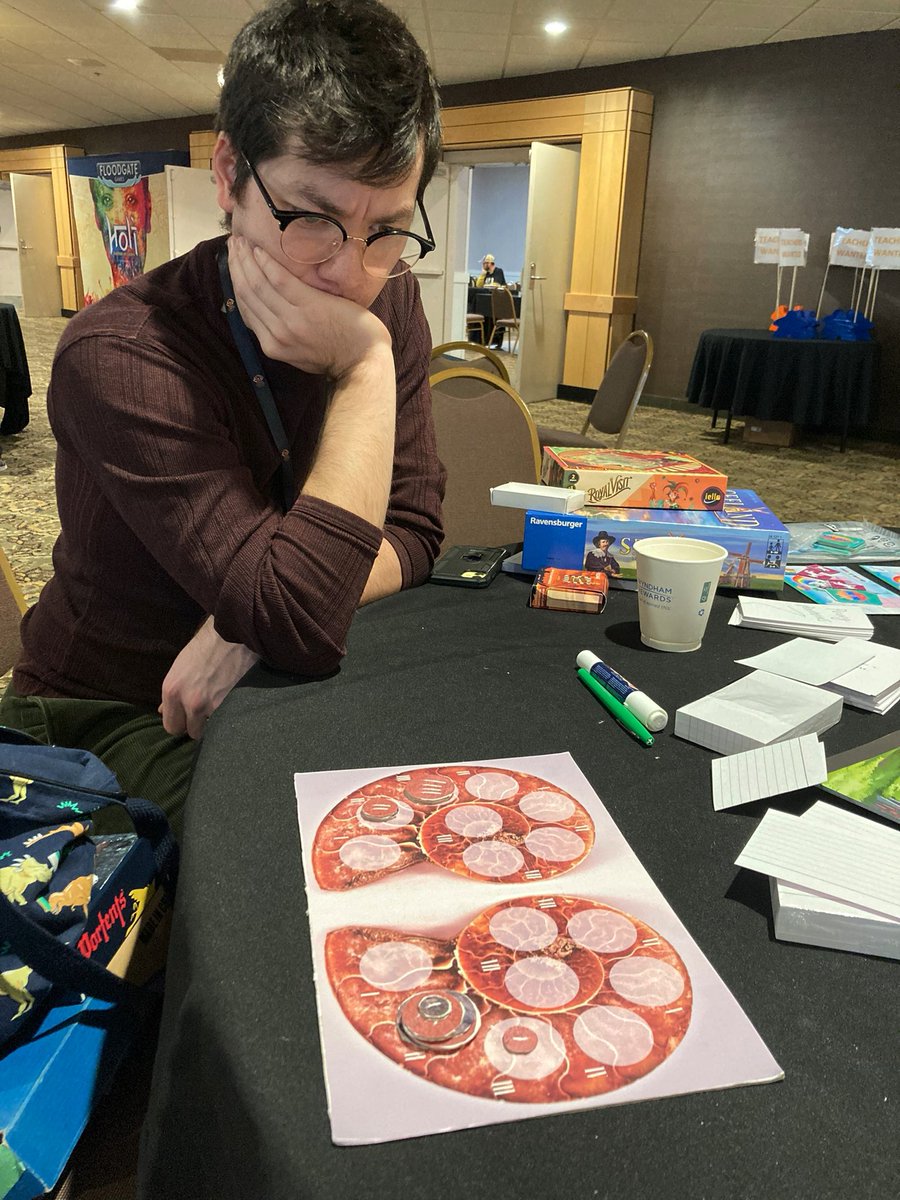 TokenGaymer's tweet photo. Playtested some Sedona Vortex! I love a good abstract game that takes less then 15min. #abstractgame #games #gaymer #tabletopgames #gamedesigner #game #cusecon #tabletopgamedesign #playtesting https://t.co/vSbFEMBB1n