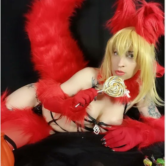 marin_bony's tweet photo. Halloween 🎃 🎃  se termina, cuando se me acaben las fotos...
.
#Halloween #FateGO #fateなりきりさんと繋がりたい #nero #nerowolf https://t.co/cn1dZbam5l
