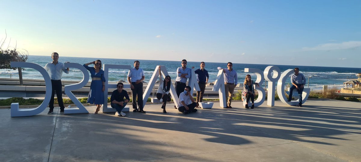 fjnoguera's tweet photo. Mañana inicia la visita de Estado del Presidente @IvanDuque a Israel. Estamos esperándolos junto con un grupo de 5 emprendedores excepcionales que esta semana han participado de la primera misión de la oficina de @iNNpulsa en Israel 🇮🇱 #iNNpulsaEnIsrael. @infopresidencia https://t.co/8J56vthypp