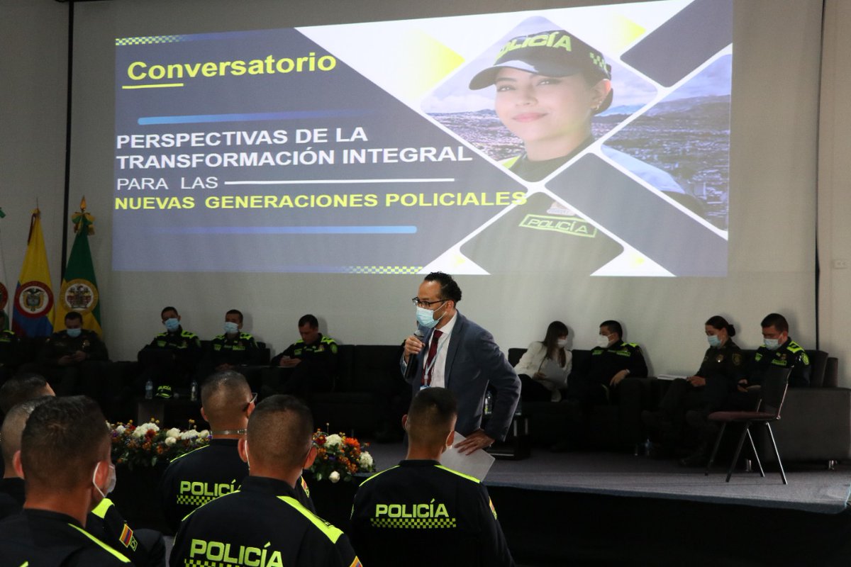 Escuela de Cadetes de Policía General Santander tweet media
