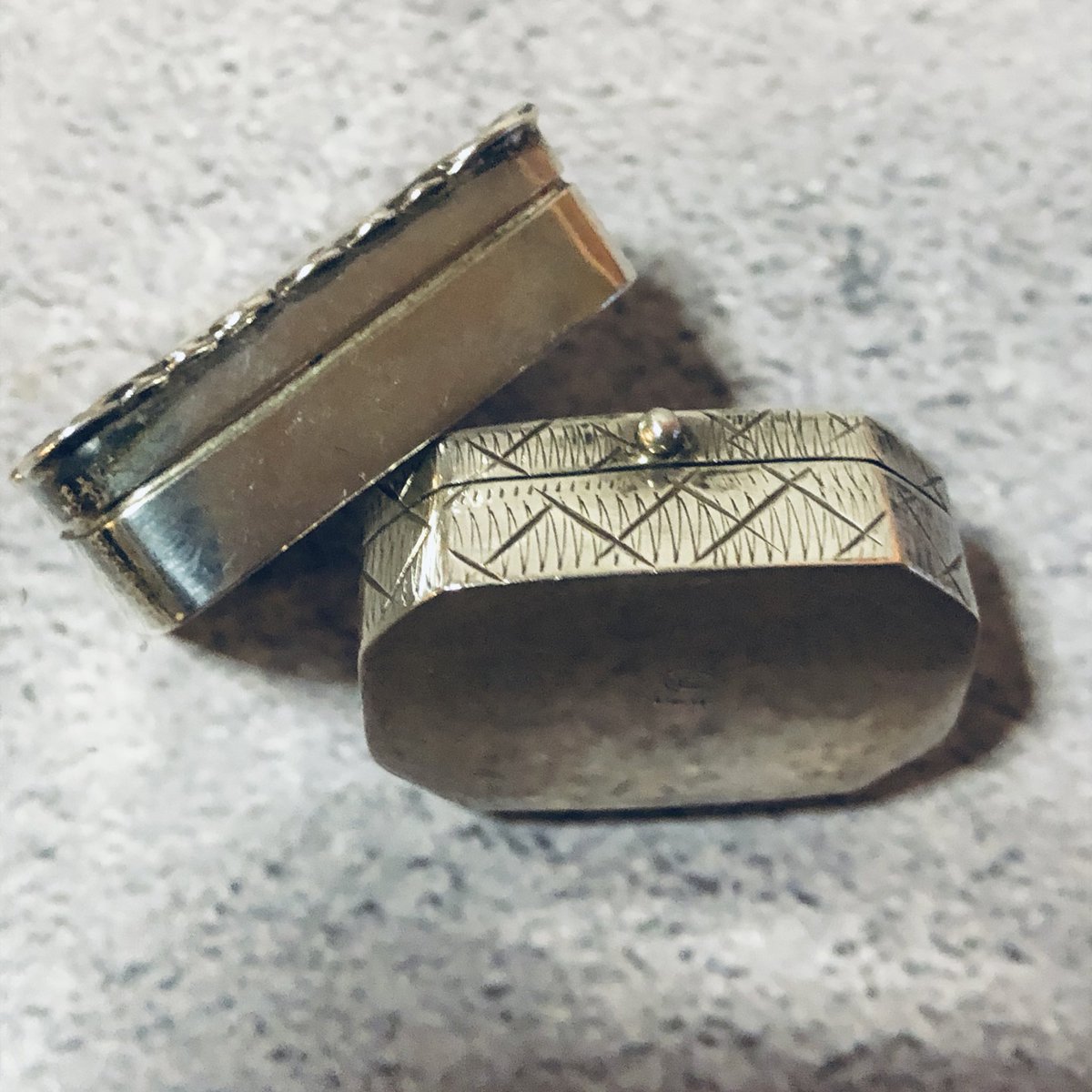 InfoAffair's tweet image. One for you one for me 
Sterling Silver Pill Case

Selling one keeping the other. 

Which one will sell first?
£52 each ✨

 #silver #pillbox #pillcase #sellingsilver #vintagesilver