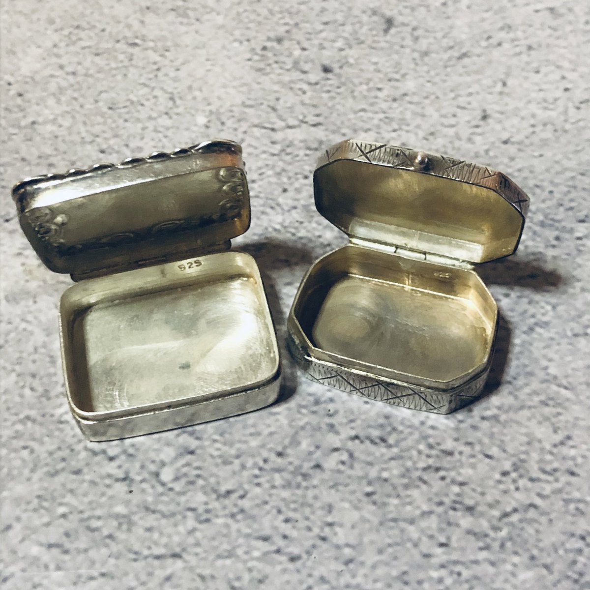 InfoAffair's tweet image. One for you one for me 
Sterling Silver Pill Case

Selling one keeping the other. 

Which one will sell first?
£52 each ✨

 #silver #pillbox #pillcase #sellingsilver #vintagesilver