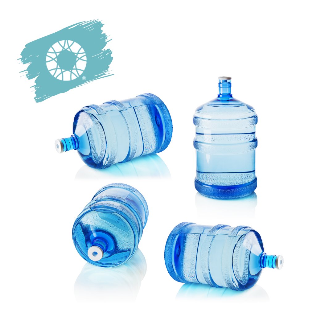 A polycystic kidney can weigh as much as 30 pounds, about 48 times larger than normal. The growth of cysts on polycystic kidneys can make life extremely difficult for those with #PKD. This is around the same weight as a medium-sized dog or 4 gallons of water! #endPKD #PKDfacts