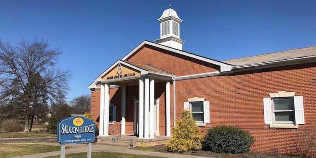 pagrandlodge's tweet photo. Congratulations to Saucon Lodge No. 469, #CoopersburgPa, on their #150thanniversary today!
#150years #pafreemasonry #lodgeanniversary #masonicanniversary #makinggoodmenbetter #masoniclodge https://t.co/jjY53Gvgbx