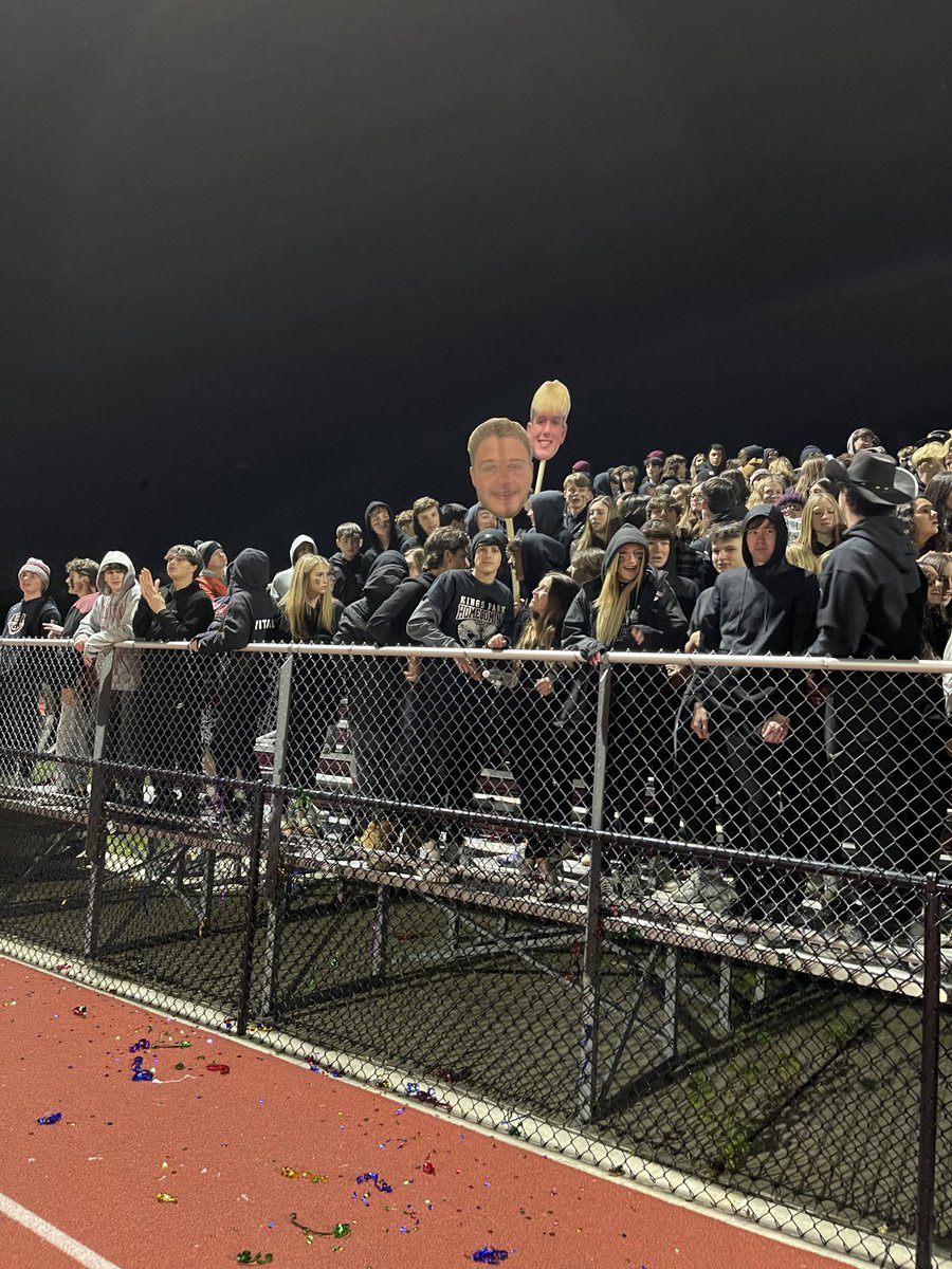 KingsParkHS's tweet photo. It has been an exciting two days- Cabaret Night was a night full of musical talent. Yesterday KPHS Girls Varsity Volleyball and Varsity Football celebrated a Victory.  Congratulations to all. https://t.co/XObsVeH3lH