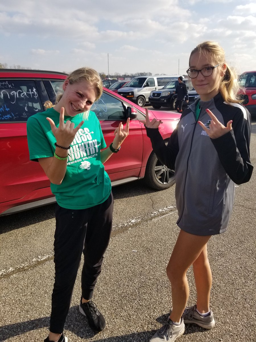 It's RACE DAY! Time to take care of business 💚🏅🏃‍♀️