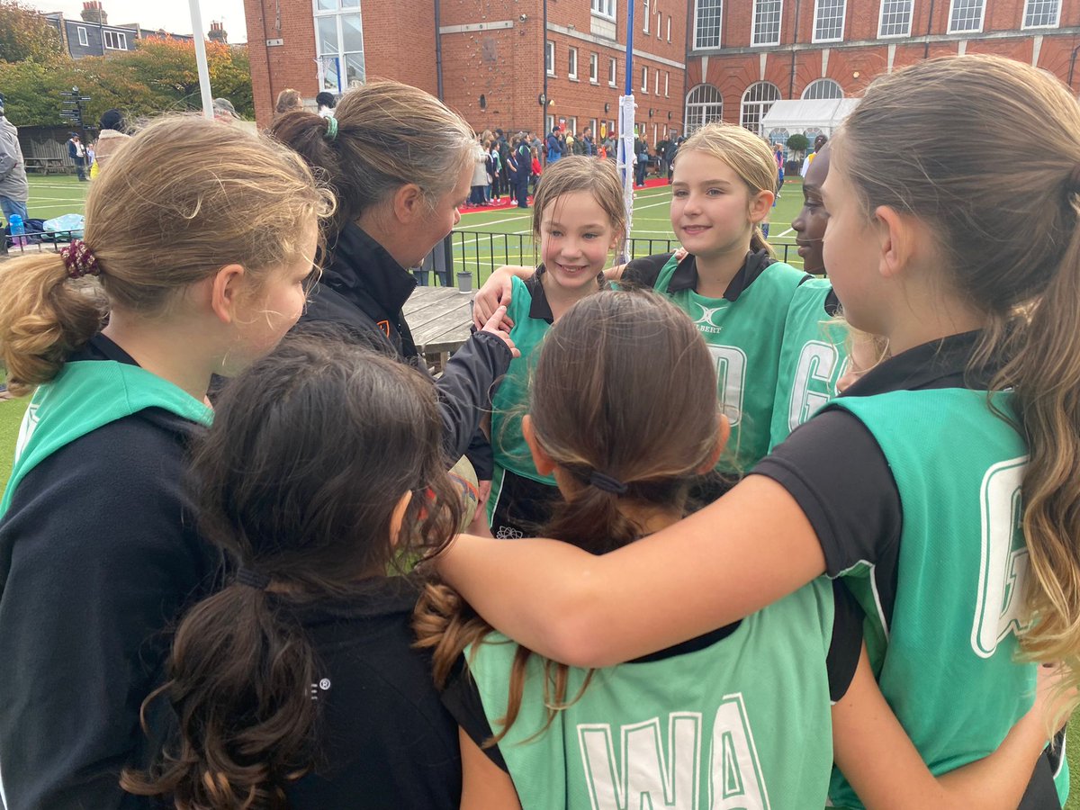 PhysEdSCPS's tweet photo. So impressed by the determination and team spirit in these girls today! #SCPSYear5 #SCPSnetball https://t.co/l3RJ5JMcy0