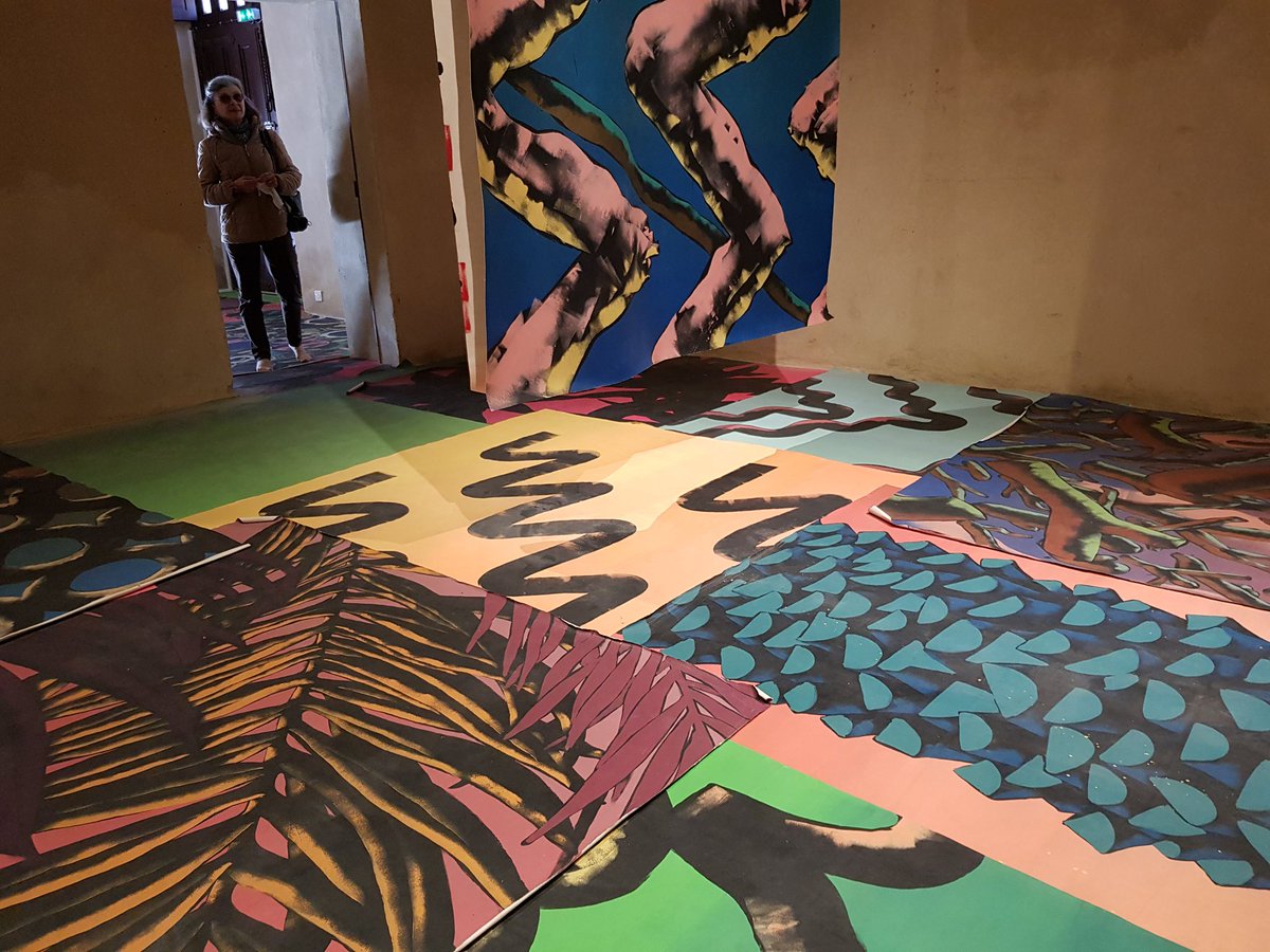 Mairie_Niort's tweet photo. #Niort En cette belle journée ☀️, passez par le Pilori pour voir ou revoir l'expo "Style Libre" de Julien Colombier, avant ce soir 19h. C'est le dernier jour de l'expo programmée par @Mairie_Niort #expo #culture #peinture #4eMur @Winter_Galerie https://t.co/ANHQ8x8Vty