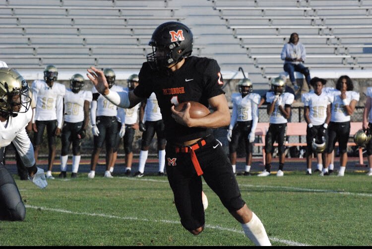 Smarch4's tweet photo. 4 years went by so fast. This once little boy that would go stand on the sidelines and watch the McDonogh/Gilman games will play in his final McD/Gilman game. I’m so so proud @espn_preston #BEATGILMAN https://t.co/ICbsUb0wef