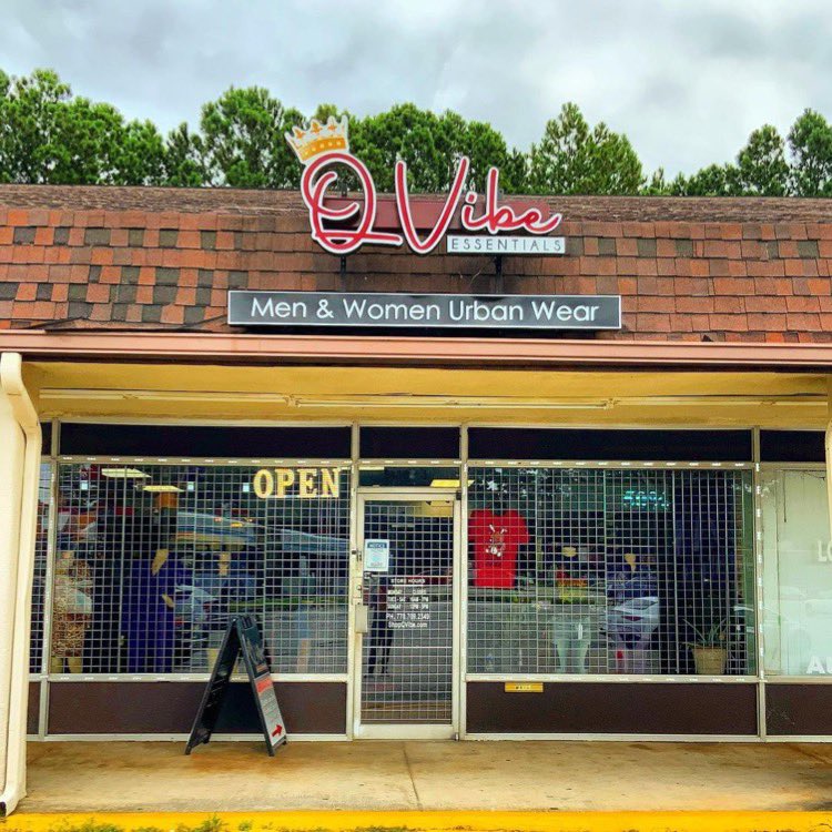 shopqvibe's tweet photo. Grand rising! 🌞 We’re officially OPEN for the day &amp; look forward to seeing you all. 

But don’t forget! ✨

🛍🛒✅ You can also shop ONLINE too @ https://t.co/qtfeXXuwAM

🔥 ISSA whole VIBE ova HERE 🔥

📍5436 Riverdale Rd, Riverdale, GA

💡@theswinkagency https://t.co/nNUNCSUTow