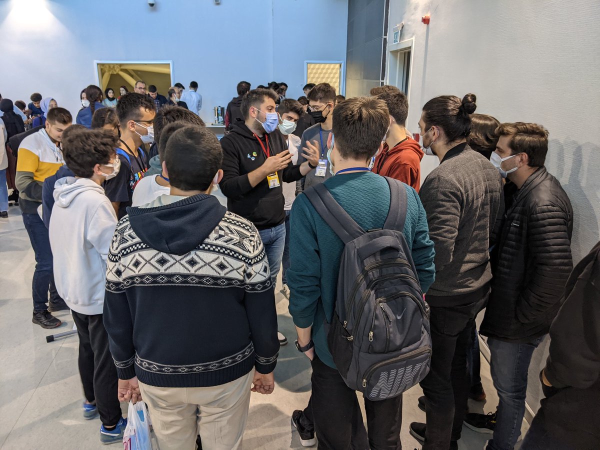 gulcincamlibel's tweet photo. Ne güzel konuşuyor #devfestkonya https://t.co/olteymYAXf