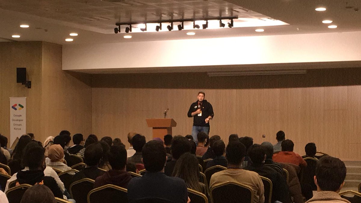 gulcincamlibel's tweet photo. Ne güzel konuşuyor #devfestkonya https://t.co/olteymYAXf