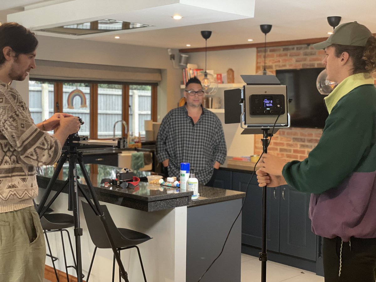 Kwoklyn1's tweet photo. Something exciting in the making! 

#amazonprime #amazonprimevideo 
#oceanking #chinesetakeawaykitchen #cookeryshow #tvprogram https://t.co/2hJuIWr9Be