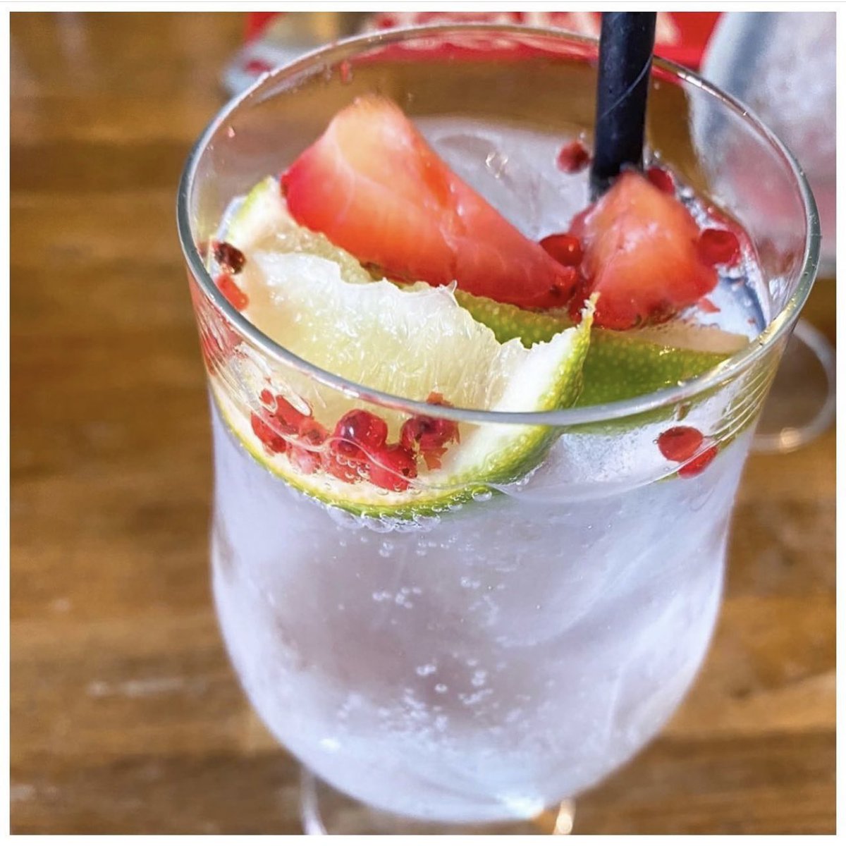 Tapas &amp; Gin 🇪🇸🍸🥘

#takemetothetapasbar #tastytapas #tapastime #lacantinaheatonmoor #tapasrestaurant #heatonmoor #spanishfoods #tapas #tapastime #stockport #stockportfood #stockportbusiness #supportlocal #stockporteats #fourheatons #weloveheatonmoor