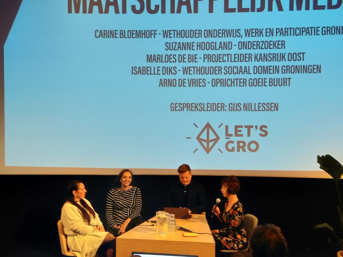 miekelvdzande's tweet photo. Op het podium van @letsgro050 staat #KansrijkGroningen. Het project waardoor mensen uit de armoede komen, hun waardigheid terugkrijgen, toekomst zien. #buddy #KansrijkOost https://t.co/C1gyhbNQwI https://t.co/7x1mte5rYj
