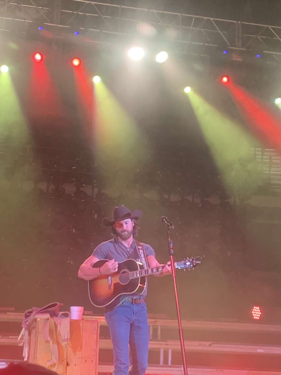 Blessing your Twitter feed with <a href="/RileyGreenMusic/">Riley Green</a> in a cowboy hat. You’re welcome 😍😍
