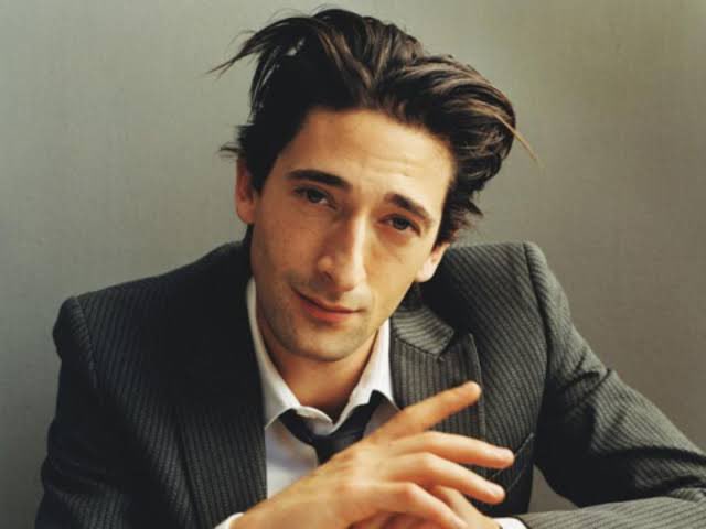 LaSalitadelSin's tweet image. El hijo de Federico Salazar según Netflix 🤷‍♂️

#KuartoPoder