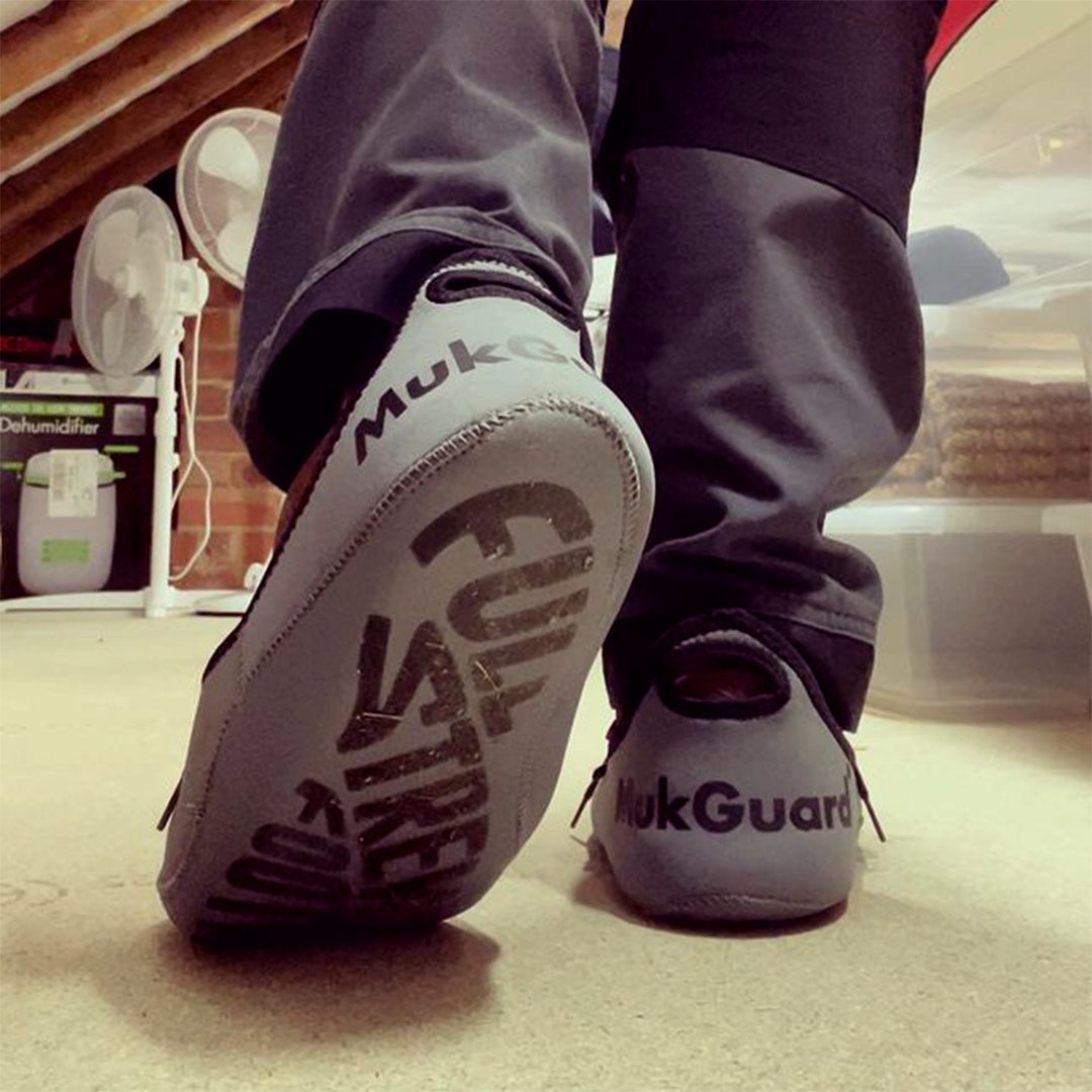 v12footwear's tweet photo. MukGuard hard at work, again!
We get tagged in so many great photos of MukGuard, and it's always great to hear that our customers' customers love them when they wear them in their homes!
Thanks to samjturner2 (IG) for this great snap.
#V12Footwear #Safety #MukGuard https://t.co/rNdLL38SVT
