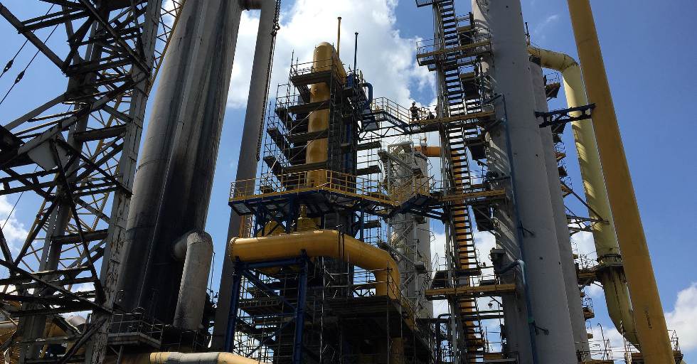 PolskiPrzemysl's tweet photo. ArcelorMittal zainwestuje 31,5 mln zł na ograniczanie emisji dwutlenku węgla z procesów hutniczych
►LINK: https://t.co/jmr23kNUeW
#inwestycje #koksownia #metalurgia #produkcja #inwestycja #co2 #srodowisko #ochronasrodowiska #dekarbonizacja #procesy #optymalizacjaprocesow https://t.co/sE734oMCpg