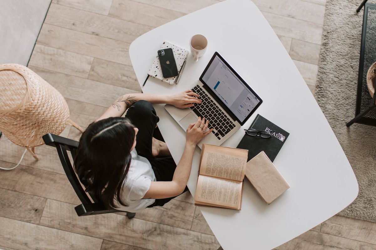 theCFEF's tweet photo. #SaturdayScholarships: It's THAT time. Time for college and scholarship applications. Essays. Questions. And more essays. And more applications. Where do you start? Check out these tips on writing college scholarships essays! This should help!
https://t.co/YHIvStqLSW https://t.co/3yn3TDaa75