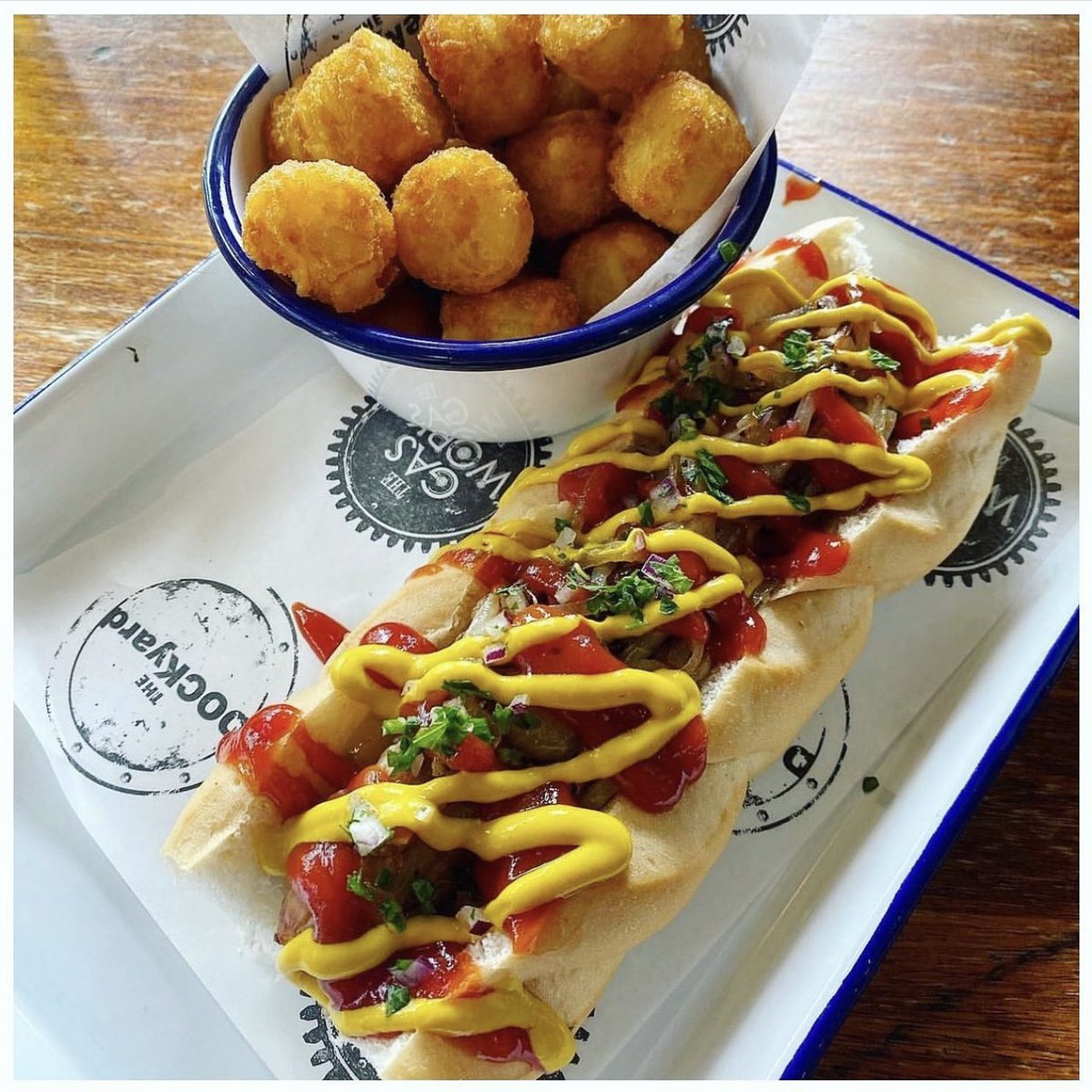 Tasty weekend treats 🤤🌭

#dockyardmcr 
#dockyardmcuk 
#mediacityuk 
#mediacity
#manchester
#salford
