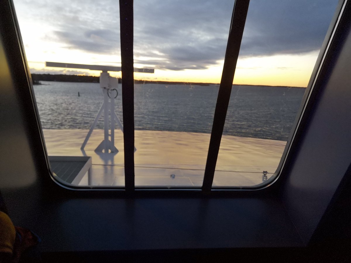 PerEdberg1's tweet photo. Tog en snartur åt Vasa. Nu mot Umeå igen 🙂 #vasa #umea #vasaline #minisemester https://t.co/B2hjQ9xQGA
