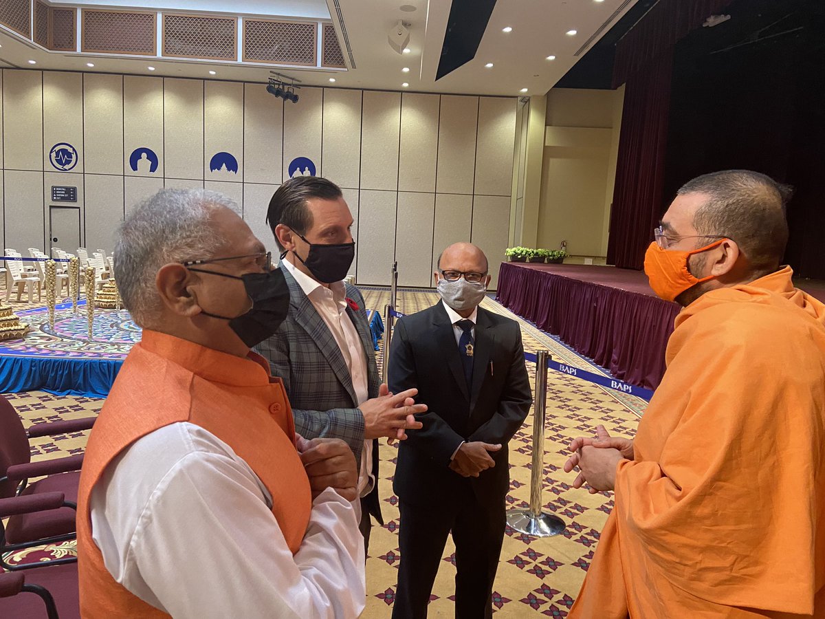 patrickbrownont's tweet photo. Always nice to see Sadhu Gunsagardas. Head Swami of BAPS Swaminarayan Mandir. Canada. 

#BAPSdiwali #Diwali https://t.co/baDO7axEAS