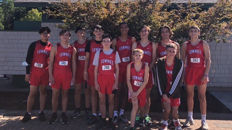 Girls soccer starts off our day at 12:30 with a playoff game against Scituate! Both cross country teams are participating in their state meet and our cheer team is taking part in their state competition as well! Good luck to all the athletes! #rolltownies <a href="/EPtowniesSports/">Townies Athletics</a>