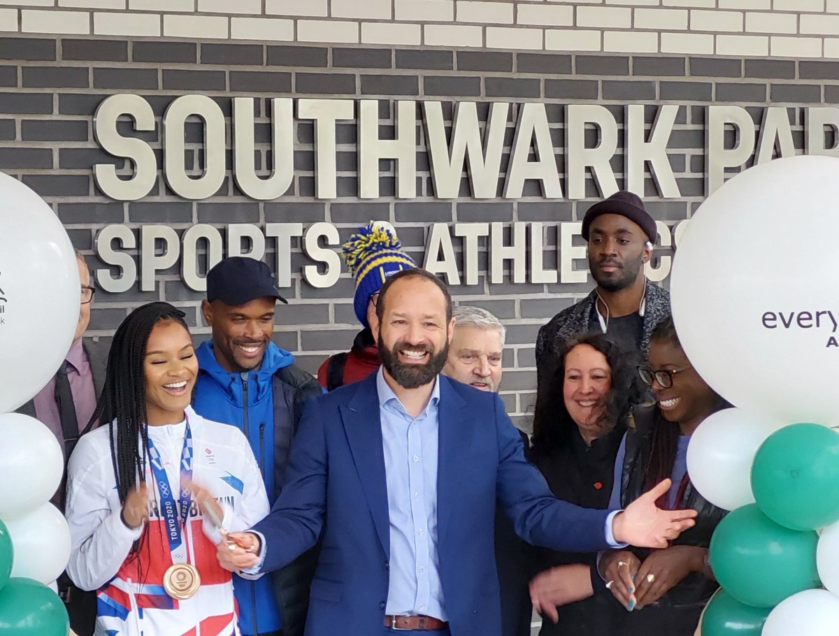 Beautiful morning opening Southwark Park Athletics and Leisure Centre while also recognizing my coach in launching the #LloydCowanCup with <a href="/ImaniLara/">Imani-Lara Lansiquot</a> <a href="/cwilliams400/">Conrad Williams 400m OLY</a>  <a href="/Dwaynecowan/">Dwayne Cowan</a> <a href="/EveryoneActive/">Everyone Active</a> <a href="/lb_southwark/">Southwark Council</a> Lloyd's legacy will live on.