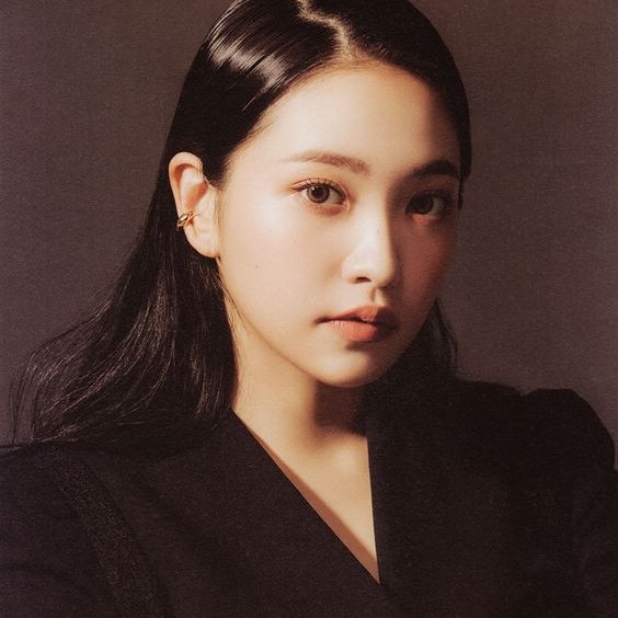yerxmvelvxt's tweet photo. ⊰
    ╰── ⿻  Kιm Yᥱrιm ⿻ ──╯ 

❝ 𝘖𝘩 𝘮𝘺 𝘨𝘰𝘴𝘩!
  𝘋𝘰𝘯’𝘵 𝘺𝘰𝘶 𝘬𝘯𝘰𝘸 𝘐’𝘮 𝘢 𝙨𝙖𝙫𝙖𝙜𝙚? ❞

↬ vogᥙᥱ ᥱdιtor
↬ bᥲr sιᥒgᥱr https://t.co/hJAQcbU9c8