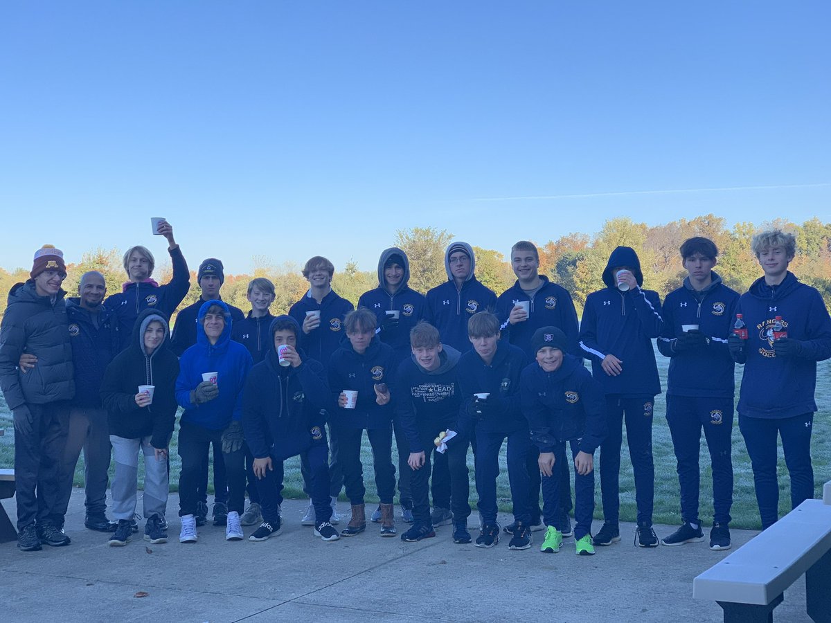 True Character shines when circumstances aren’t ideal &amp; you don’t “have to.” So thankful &amp; proud of all these kids for investing some of their Saturday morning to give back to the NRASL! Some will never understand why giving back matters. So glad this group does!👏🏽
#LifeOfService