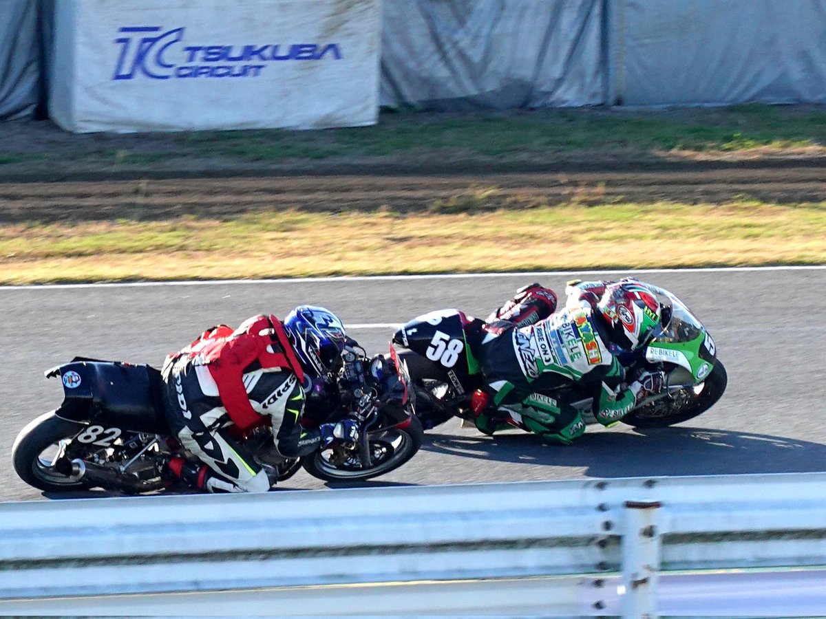 karokarotaro's tweet image. テイストZERO-4クラスはZX-4とNSR
の一騎打ちの様相。

レースは赤旗で再スタートになるなど波乱の展開。アクシデントはつきものですがちょっと心配💦

#TOT #テイストオブツクバ #ZERO4