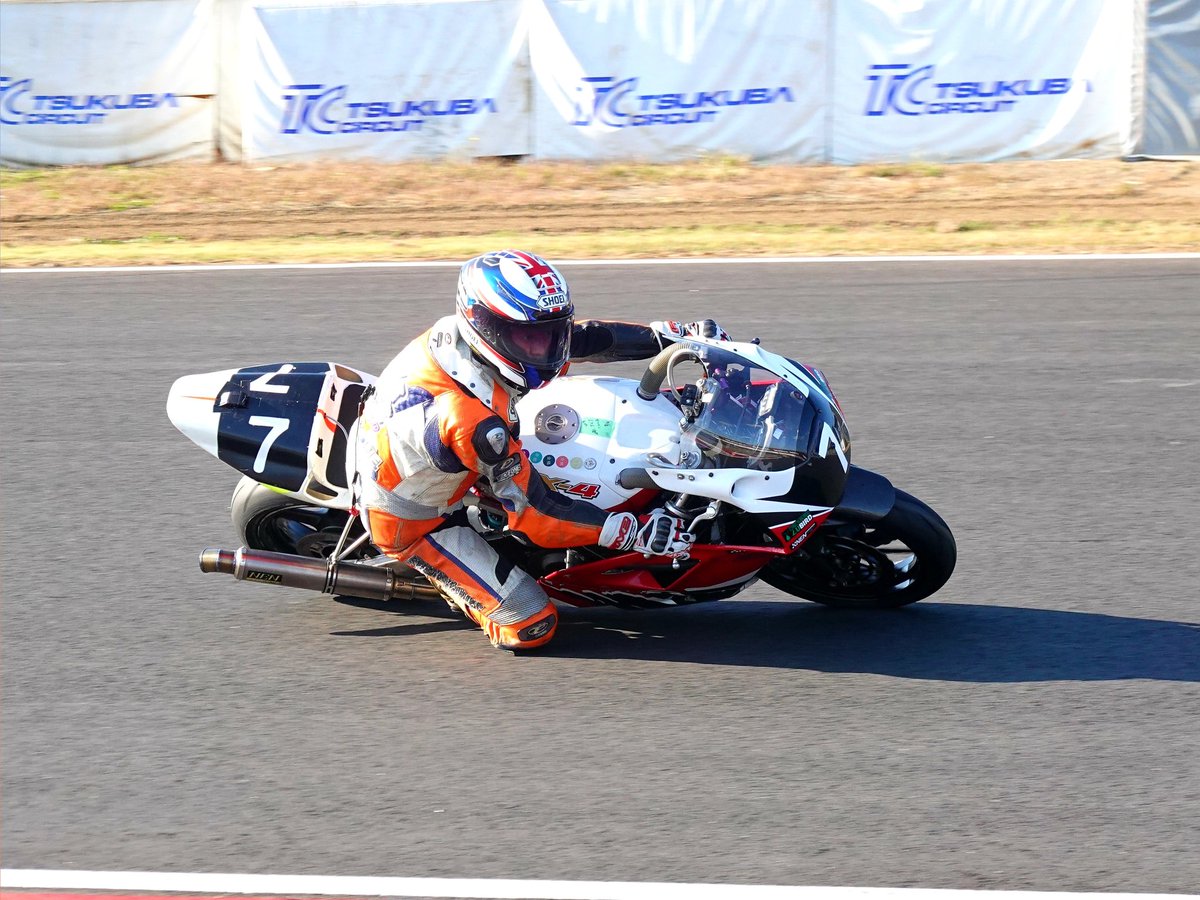 karokarotaro's tweet image. テイストZERO-4クラスはZX-4とNSR
の一騎打ちの様相。

レースは赤旗で再スタートになるなど波乱の展開。アクシデントはつきものですがちょっと心配💦

#TOT #テイストオブツクバ #ZERO4