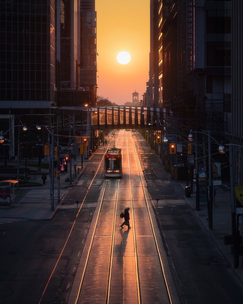 GM! Back in Toronto after an awesome week in NYC. I met so many amazing people and made many new friends. I love this community so much! Thank you 🥂