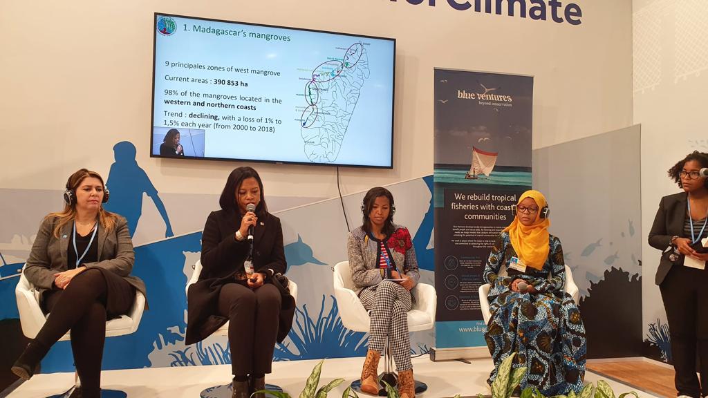 BlueVentures's tweet photo. Today five women leaders representing southern governments and civil society shared their experience on mangroves,  highlighting their importance for climate at a #BlueVentures #COP26 panel on #BlueCarbon. Read more about our work on climate justice ➡️ https://t.co/vJHBk574Ra https://t.co/K8RiV2Yn30