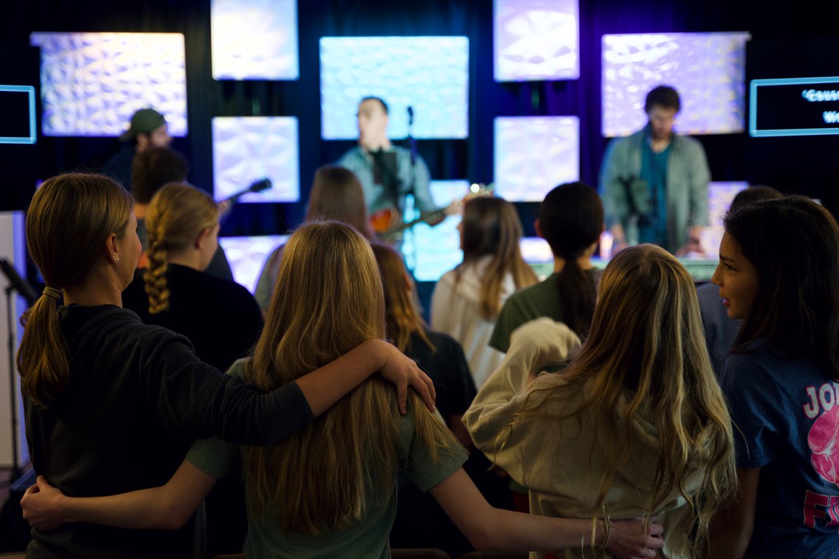 FellowshipKC's tweet photo. IGNITE is off to a blast this morning! Would you join us in praying for our student ministry today as our middle and high school students participate in a day of worship, fun, food, and Bible study!? 
#studentministry https://t.co/xQhzWArbkI