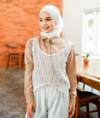 ThreadRacun's tweet photo. Racun Vest Under 60K!!✨
Shopee Starseller✓
all discount✓
hijab friendly✓
#Threadracun #racunshopee #vest #vestouter #rompi https://t.co/m4TBt2Lul7