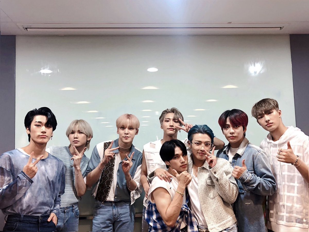 sanchoishi's tweet photo. 》| 11072021 | DAY 4 ENTRY |《

1 TWEET = 1 VOTE
1 RETWEET = 1 VOTE
1 REPLY = 1 VOTE

PLS DROP YOUR ENTRIES FOR TODAY ATINYS SO I CAN RETWEET! 🥰
#MAMAVOTE #ateez @ATEEZofficial https://t.co/2fZ9JnG6XE