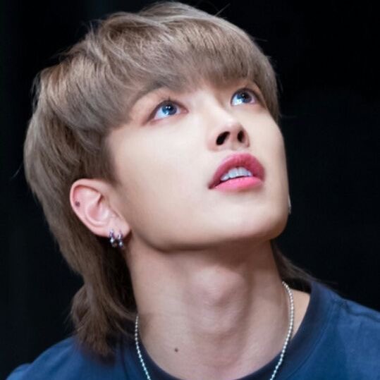 1107UNVRS's tweet photo. happy birthday to the best captain we could ever have, kim hongjoong ♡
#영원한_캡틴_홍중데이
#AllEyesOnHongjoong https://t.co/xKZPBbLTje