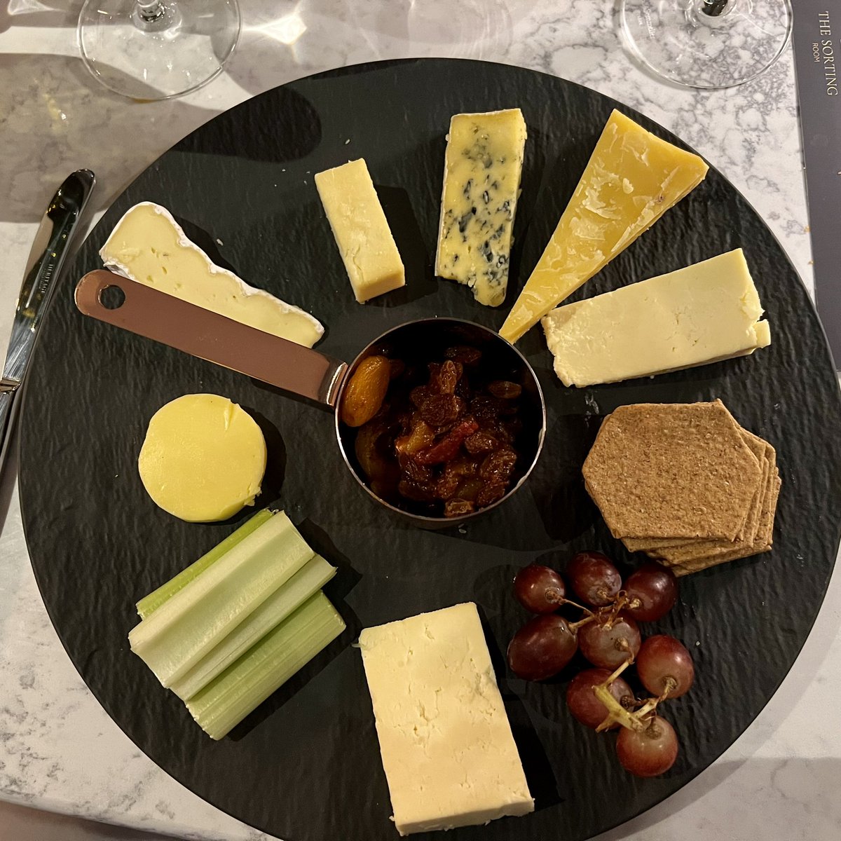 egansmind's tweet photo. Fantastic food at the new @ParkgateHotel #TheSortingRoom #Cardiff #Wales #WALvRSA 🏴󠁧󠁢󠁷󠁬󠁳󠁿 https://t.co/AXMvlQNXBY
