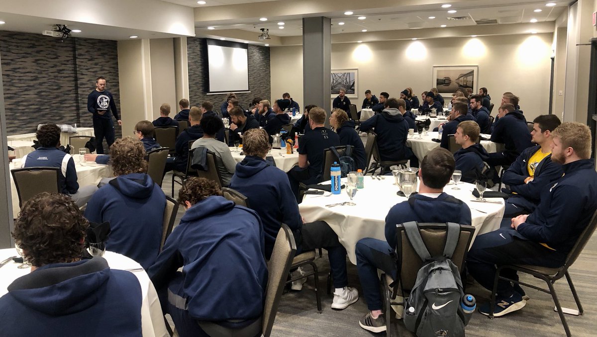 CoachOJ_'s tweet photo. Culture is player driven👊. Thankful for ALL the men in our program! @MaddenPikula⁩ LED a Tremendous ⁦@AugieFB⁩ devotional🙌. Time to leave Your Legacy🙏 #BeTheRock #FightOn https://t.co/zbYiaOb6p8