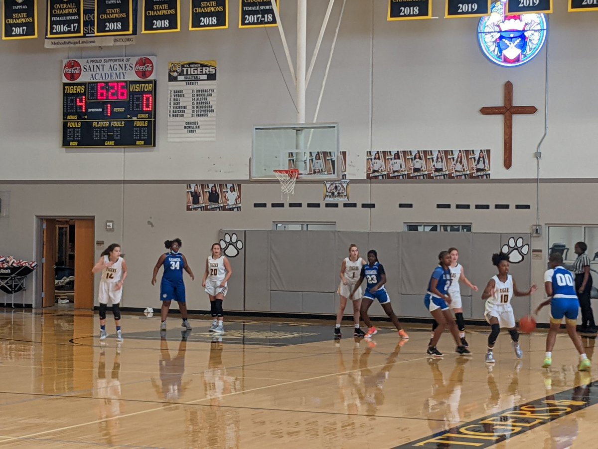 saa_bball's tweet photo. And so it begins.... Season #16 for Coach H, season #13 for Coach Dunn, season #5 for Coach Bass, season #3 for Coach Gordy and Season #1 for SAA JV and Freshman...#workittowinit https://t.co/3aOPXpI1Qs