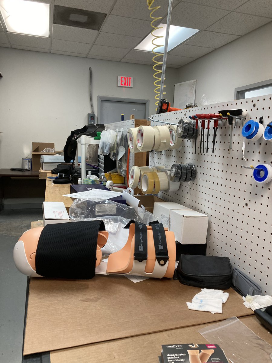 harrison_chan_'s tweet photo. Got to visit the Hanger Clinic in Dothan last week to have a background look on prosthetics and orthotics! #physiatry https://t.co/QCBxD6RnfV