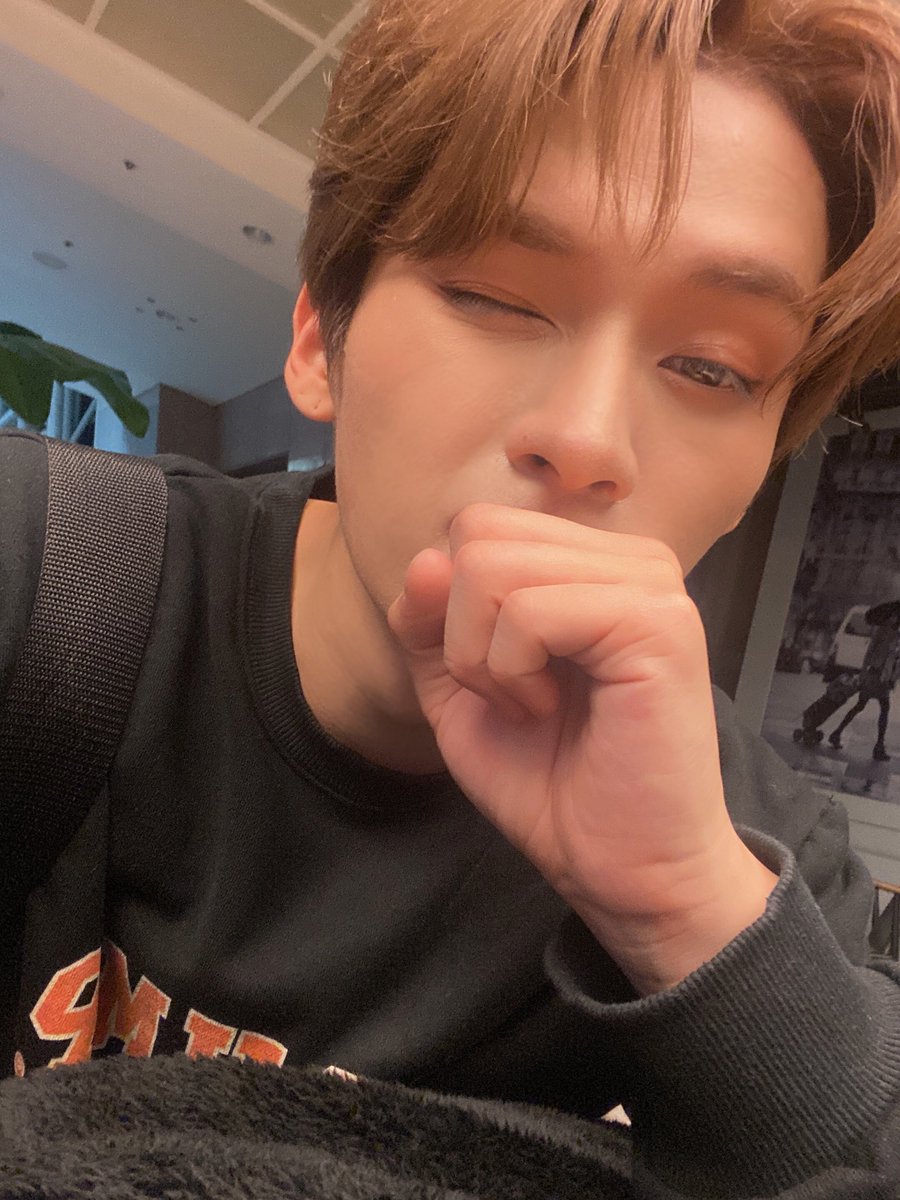 BLU3MINHO's tweet photo. LOVE OF MY LIFZ https://t.co/b3Nj3QcjdG