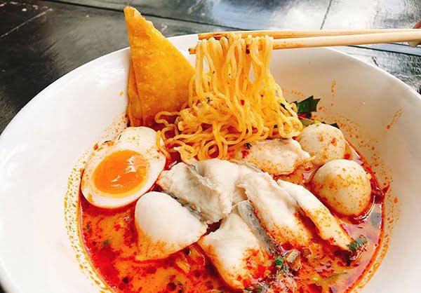 Dekchaikumkom's tweet photo. ก๋วยเตี๋ยวเรือกดรี        ต้มยำกดหัวใจ https://t.co/W8j6RGTymK