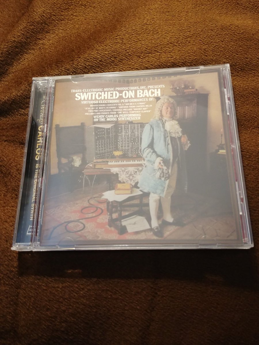 So I finally got this. Any CD from #WendyCarlos is not an easy find in this day and age. Her catalogue is woefully out-of-print. This was quite the phenomenal success way back in 1968 and truly ahead of it's time. #switchedonbach