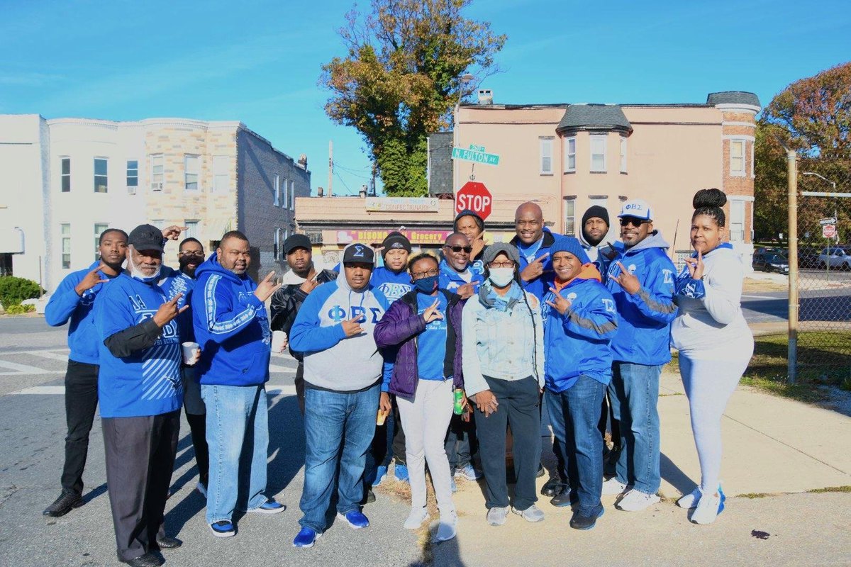 best_emptynest's tweet photo. Happy to see Sigmas serving the Penn-North community!
Senator Hayes, you and your Kappas have 24 hours to respond. 
@AntonioHayes40 https://t.co/0QNgEa63dw