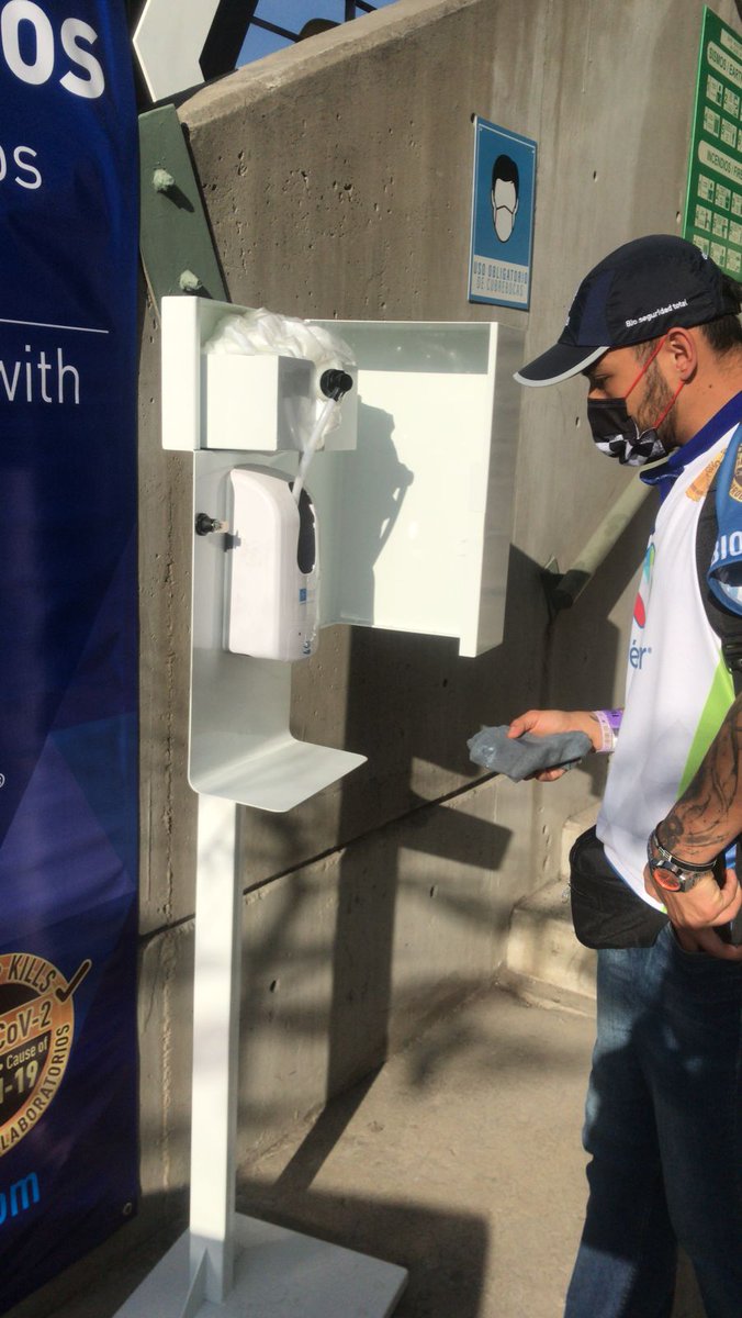 EviterMX's tweet image. Revisión de dispensadores con crema #biosalud #eviter en el #MexicoGP lista ✅ cualquier duda o situación avísanos