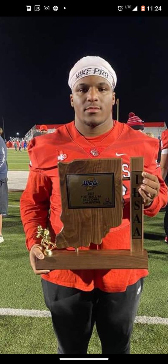 BiddingsCarl's tweet photo. First in the Biddings Family to win a Sectional Championship in football!

Congrats to the Center Grove football team on an outstanding performance against Columbus North!

Son finished with 1 sack and 2 tackles. 
@Biddingsiv @CGSportsNetwork
@CGTrojanFootbal
#CBC #BDL #BDIS https://t.co/9XFoxn3lWr